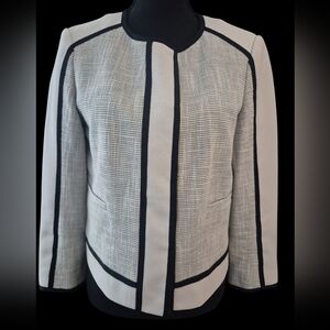 Chic Ann Taylor Petite 10P Black & Beige Block-Trim Cropped Jacket